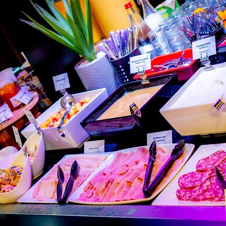 普瑞米尔奥克斯尔经典酒店 蒙讷特 外观 照片